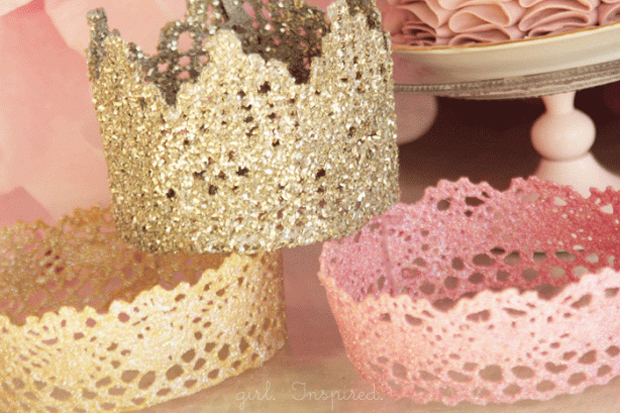DIY-Glitter-Lace-Crown