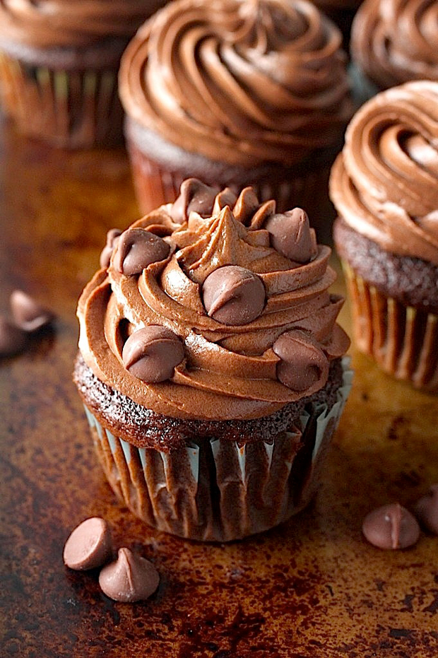 chocolate_fudge_cupcakes