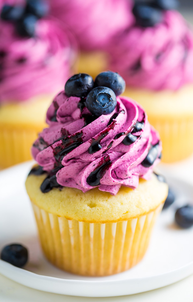 blueberry_cupcakes